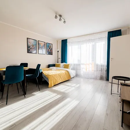Piatkowo Comfy Studio Познань Екстер'єр фото